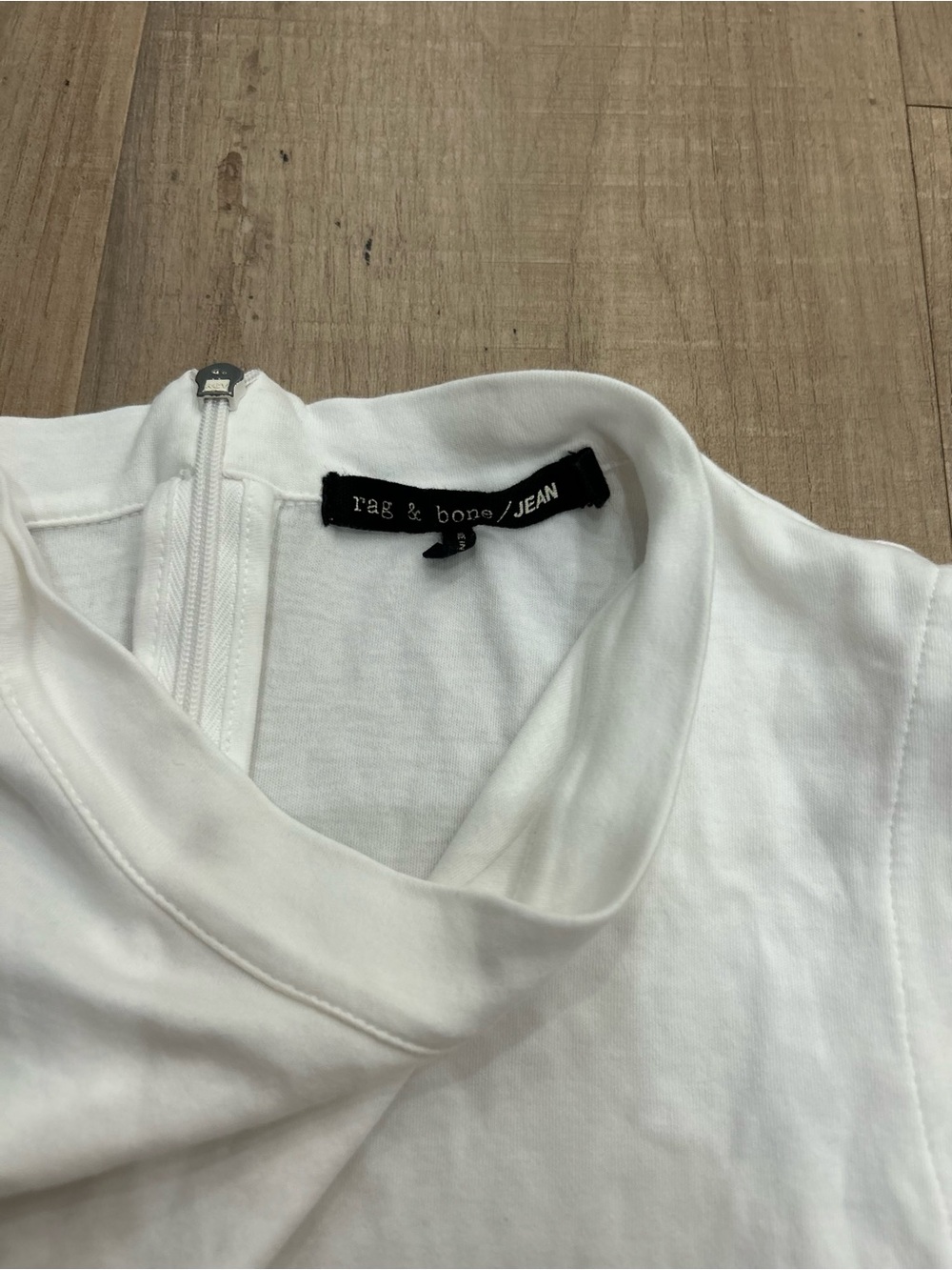 rag & bone / JEAN white mock neck tank top zip back - Picture 2 of 4